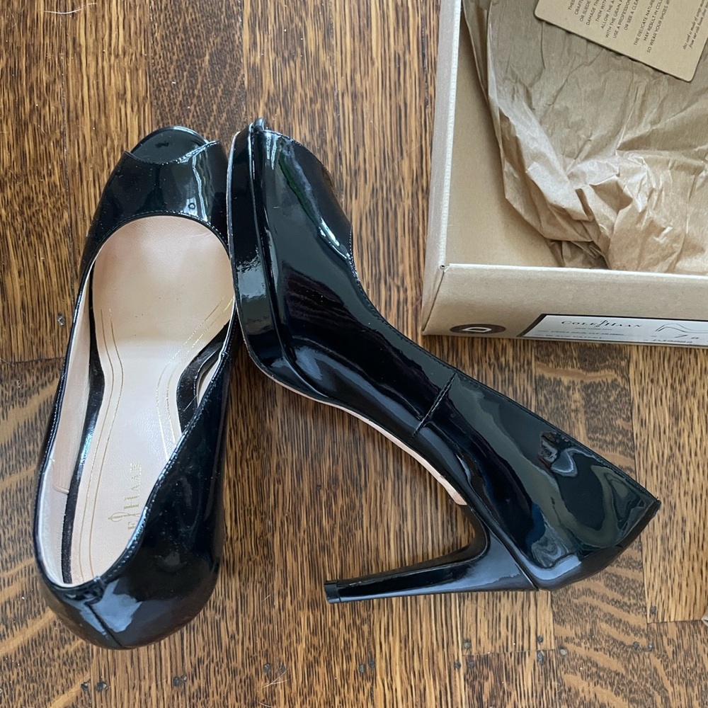 Cole Haan black patent peep toe pump size 7